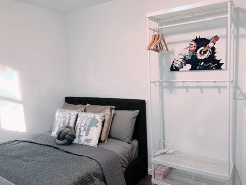 1 Private Double Room In Carramar 1-minute To Station - SHAREHOUSE - Mackay Tourism 0