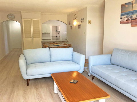 10 'Parkview', 11-13 Catalina Close - Peaceful Park Views - Mackay Tourism 3