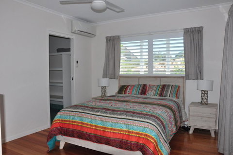 10 Double Island Drive - Modern Family Home, Centrally Located, Swimming Pool & Outdoor Area - Mackay Tourism 1