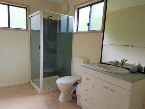 10 Naiad Court -Beach Retreat In The Bush - Mackay Tourism 0