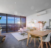107 Light Filled Cozy Apt in the Heart of St Kilda - Mackay Tourism