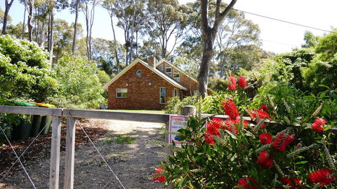 11 Barkala St. Dalmeny - Mackay Tourism 0