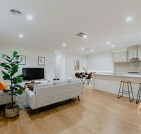 118 Refreshing 3BR Werribee Family House - Mackay Tourism
