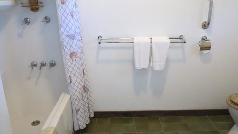 13 Sextant Drive At Nelly Bay - Mackay Tourism 1