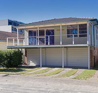 2 'Hibiscus Court' 9 Government Road - fantastic air conditioned 3 bedroom unit - Mackay Tourism