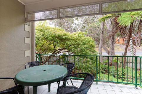 Carindale, 2 19-23 Dowling Street - First Floor Unit With Air Con, Complex Pool And Tennis Court - Mackay Tourism 0
