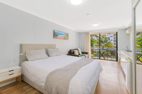 Calypso Plaza Resort Unit 223 - Mackay Tourism 0