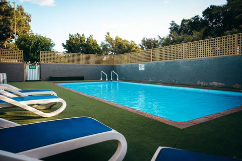 Capricorn Holiday Park - Mackay Tourism 1
