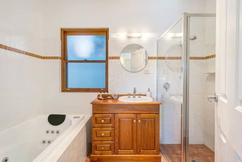 Captains Quarters Goolwa - Mackay Tourism 4