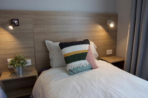 Carnarvon Lodge Kirribilli, Sydney - Mackay Tourism 4