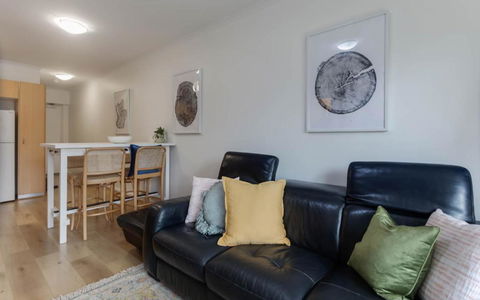Carrington Views,3 Bedrooms, CBD, Parking - Mackay Tourism 2