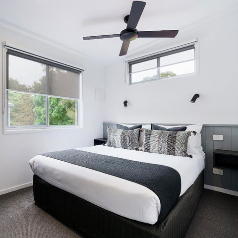 Castlemaine Gardens Luxury Accessible Villa - Mackay Tourism 2