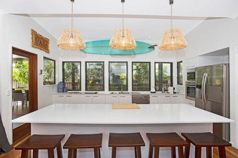 Casuarina Cabana Beach House - Mackay Tourism 1