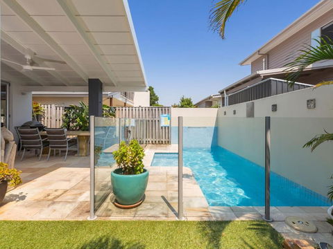 Casuarina Dreaming Townhouse With Pool - Mackay Tourism 0