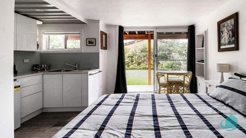 Caves Cottage Guest Suite - Mackay Tourism 1