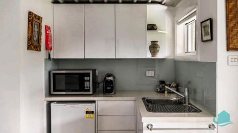 Caves Cottage Guest Suite - Mackay Tourism 3