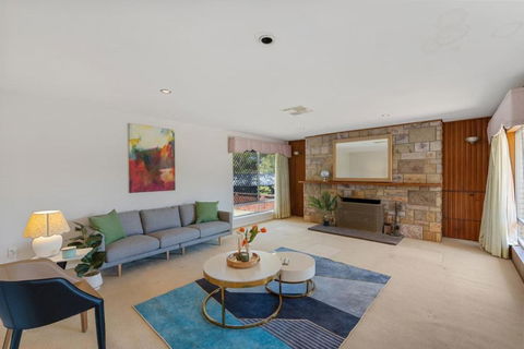 Charming 4BR House W Pool And Parking Near Sunnybank - Mackay Tourism 2