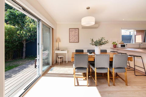 Charming Cottage In Beautiful Hampton - Mackay Tourism 4