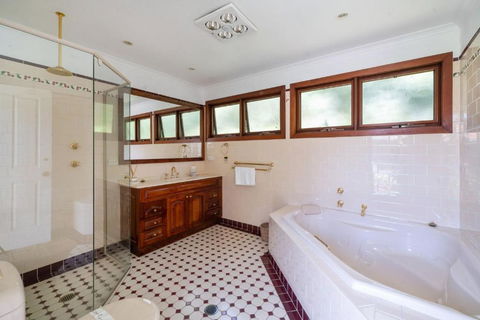 Charming House In Woolwich - Mackay Tourism 4