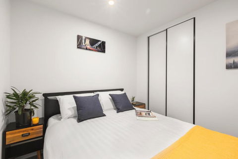 Central Simplicity - Modern Inner-city Living - Mackay Tourism 2