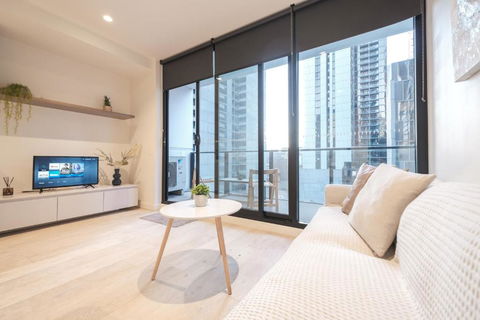 Central Melbourne 1br1ba Apt With Balcony - Mackay Tourism 0