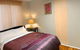 Cheerful 4 Bedrooms With Free Parking - thumb 3