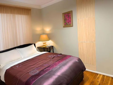 Cheerful 4 Bedrooms With Free Parking - Mackay Tourism 3