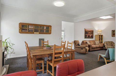Chenery Retreat - Mackay Tourism 2