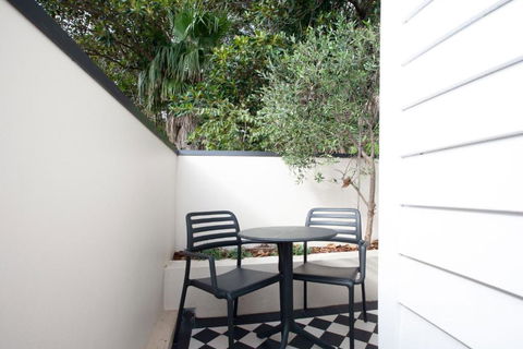 Chic And Characterful Studio Apartment - Mackay Tourism 4