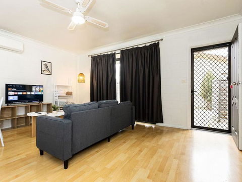 Chic 2BR In The Heart Of South Albury - Mackay Tourism 1