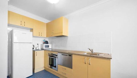 Chippen 324 With Pool And Gym Self- Catering - Mackay Tourism 4