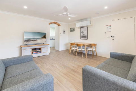 Christie Court 3 - Mackay Tourism 2