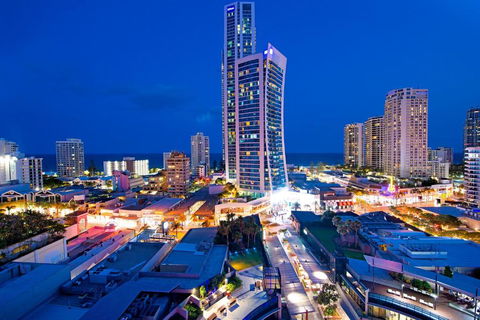 Circle On Cavil Holidays Gold Coast - Mackay Tourism 1