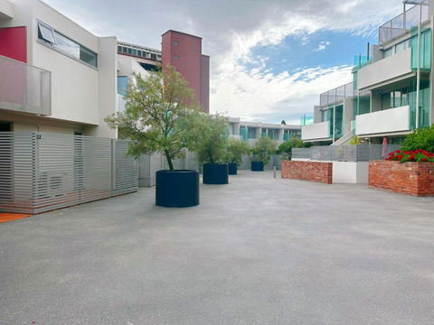 City Center Stay With Parking - Mackay Tourism 1