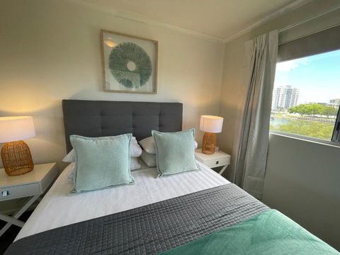 City Stadium Apartment On The Riverfront 38 - Mackay Tourism 3