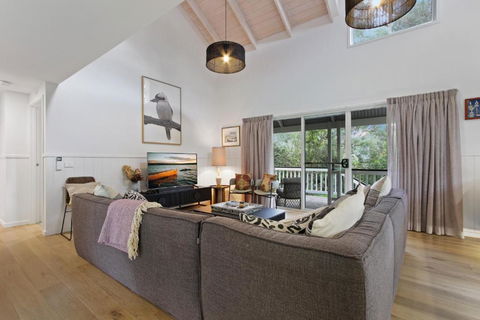 Cliff House Cottage - Mackay Tourism 2