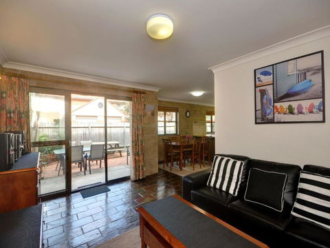 Close To The Main Surf Beach - Mackay Tourism 2