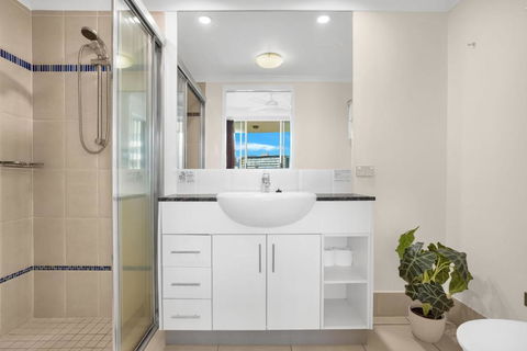 City Quays Accommodation - Mackay Tourism 1