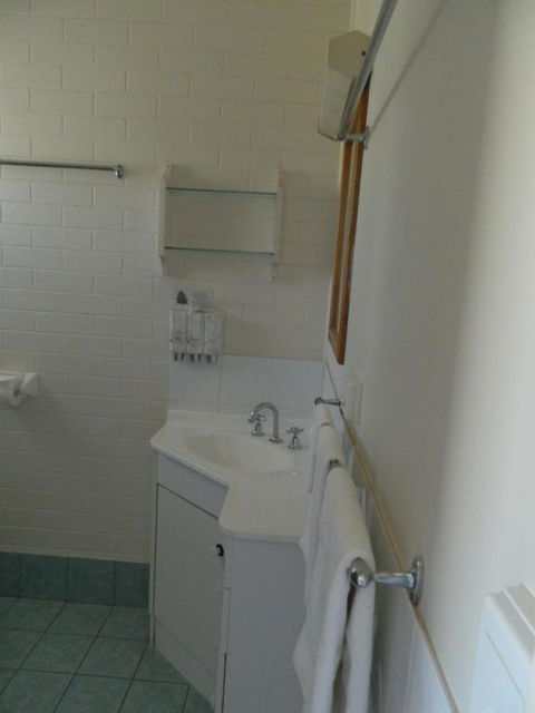 Coachman Motel - Mackay Tourism 3