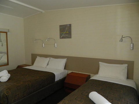 Coachman Motel - Mackay Tourism 2