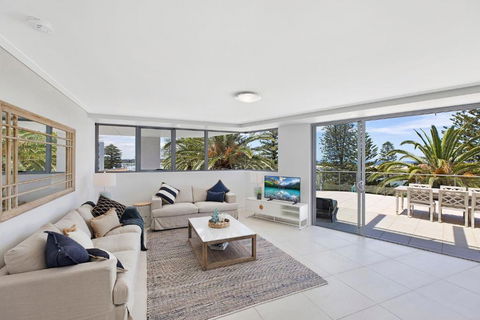 Coast Luxury Apartments 17 - Mackay Tourism 3