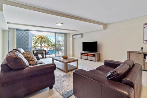 Coast On Coral Luxury Apartment Unit 15 - Mackay Tourism 0