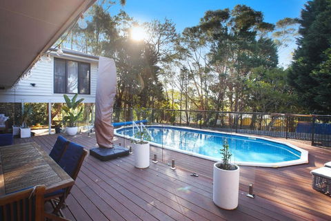 Coastal Breeze Retreat - Mackay Tourism 0
