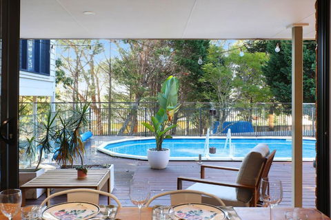 Coastal Breeze Retreat - Mackay Tourism 1