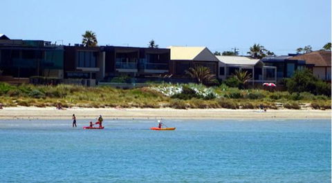 Coastal Comforts - Mackay Tourism 1