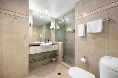 Coastal Style, Family Apartment On Hastings Street - Mackay Tourism 1