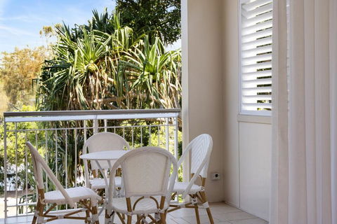 Coastal Style, Family Apartment On Hastings Street - Mackay Tourism 3