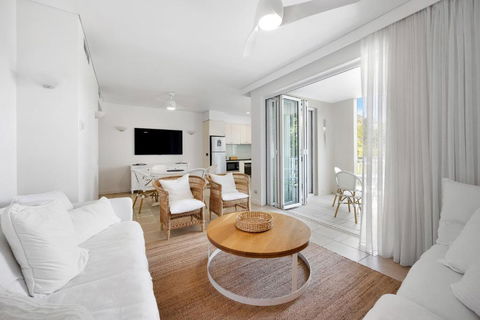 Coastal Style, Family Apartment On Hastings Street - Mackay Tourism 4