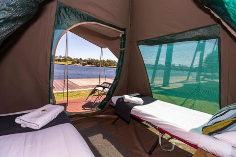 Cockatoo Island Accommodation - Mackay Tourism 1