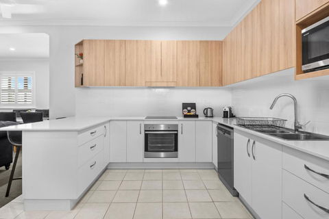 CocoBrew Boutique Apartments - Mackay Tourism 3